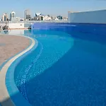 Sunday Hotel Holiday International Dubai 